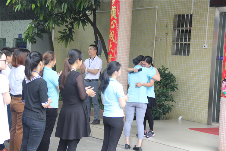 袁瑞芬在分享中用眼淚感動(dòng)了在場(chǎng)的所有人，滿滿的正能量
