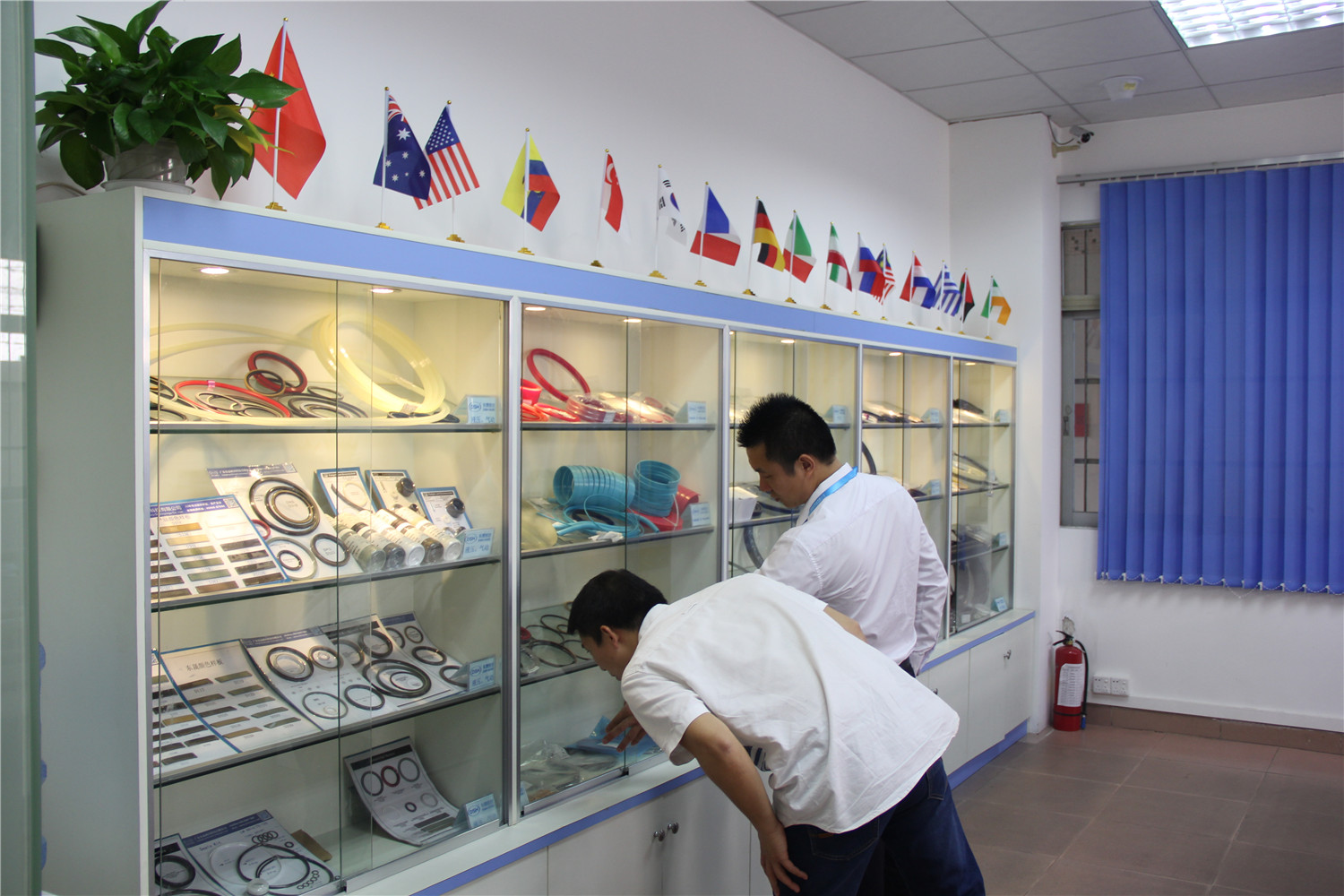 愛(ài)密特密封件公司產(chǎn)品展示廳